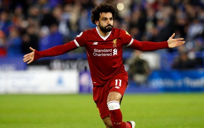 GG体育独家-B费与队友激情相拥