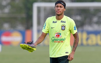 GG体育精华-乌克兰队争议庆祝动作惹祸