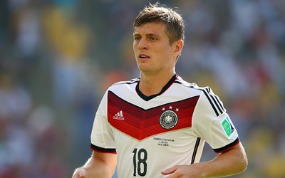 GG体育热评-亚马尔处理球简洁高效